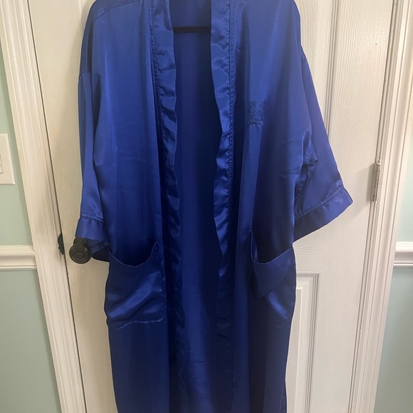 Christian Dior blue robe with matching pj bottoms. Robe one size;pants sz S - Picture 4 of 10